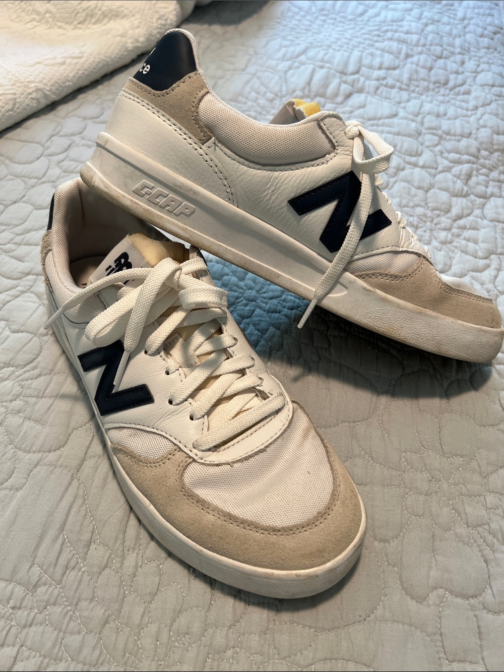 New balance ct 300 court shoes 7.5m 9w